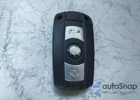 2007 BMW 530I из США, поврежденный, VIN WBANE73547CM48772